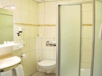  Best Western Univers