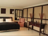  Manor on the Bay Guest House