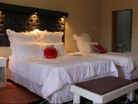  Airport Bed and Breakfast