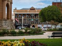  Bathurst Royal Apartments