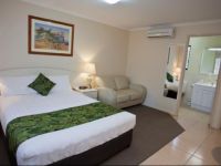  Chinchilla Palms Motor Inn