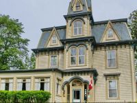  Bluenose Lodge and Victorian Inn