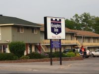  Knights Inn - Park Villa Motel, Midland