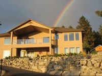  Above Naramata Bed & Breakfast