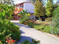  Bell Elen Apartments