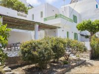  Family Home PortoKatapola