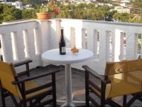  Ikos Studios and Apartments