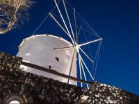  Anemoscope Windmill Villa