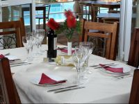  Marina Bay Aparthotel