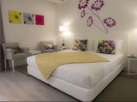  Primavera Perfume Hotel