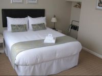  Oak Tree Lodge & Parking