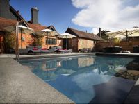  Sanctum On The Green - A Bespoke Hotel