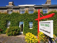  Fron Deg Guest House