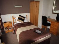  Glyn Peris Guest House