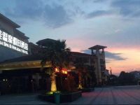  Mingjia Spring Holiday Hotel