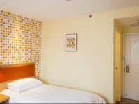  Home Inn Urumuqi Beiyuanchun