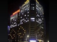  Enrichee Gloria Plaza Hotel