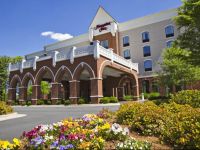  Hampton Inn Belmont at Montcross