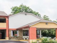  Days Inn Bloomington