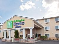  Holiday Inn Express Hotels & Suites Burlington