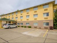  Quality Inn East Evansville