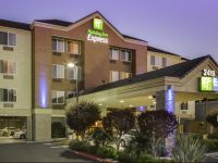  Holiday Inn Express Castro Valley