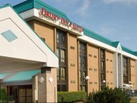  Drury Inn & Suites Westport