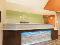  Baymont Inn & Suites Newark
