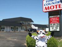  Town and Country Motel