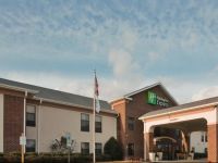  Holiday Inn Express Plymouth