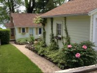  A B&B at The Edward Harris House Inn