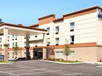  Baymont Inn and Suites Savannah South