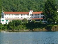  Shawnee Inn and Golf Resort