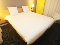  ibis Styles Nantes Reze AГ©roport