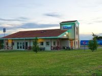  CouettHotel Saint Jean dAngГ©ly