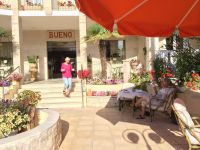  Bueno Hotel
