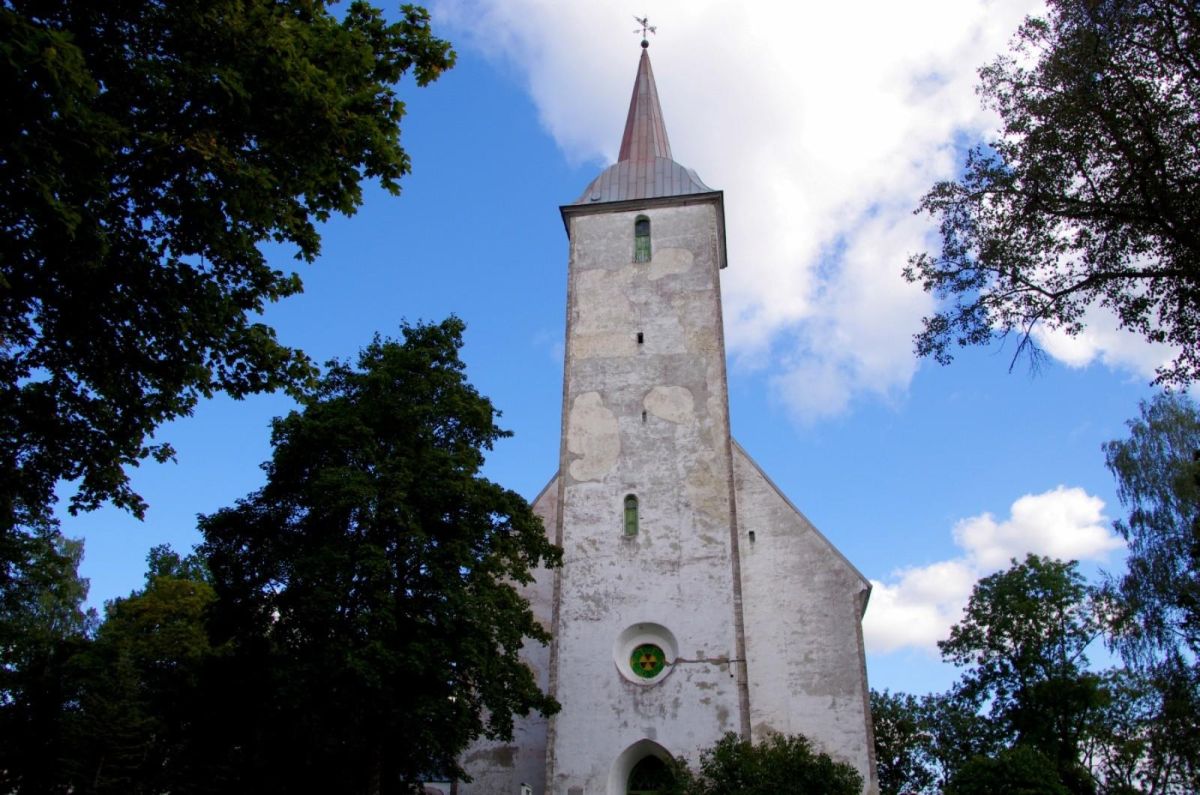 Церковь Марии Магдалины в Коэру