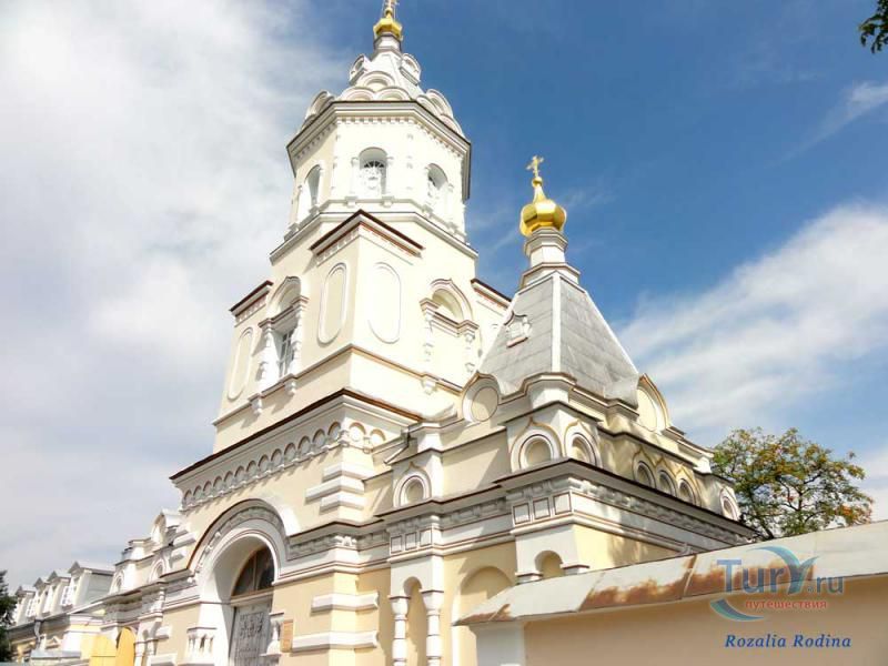 Свято-Троицкий женский монастырь в Корце