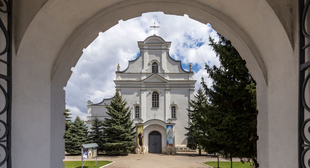 Флориан Шарог Церковь