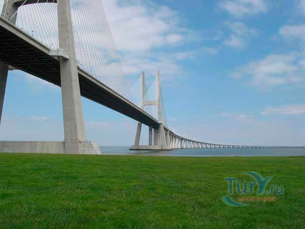 Мост Васко да Гама