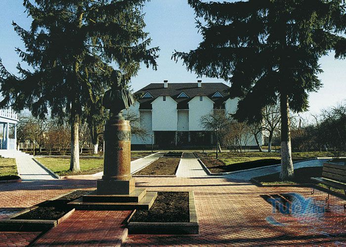 Музей-усадьбa Леси Украинки в селе Колодезное