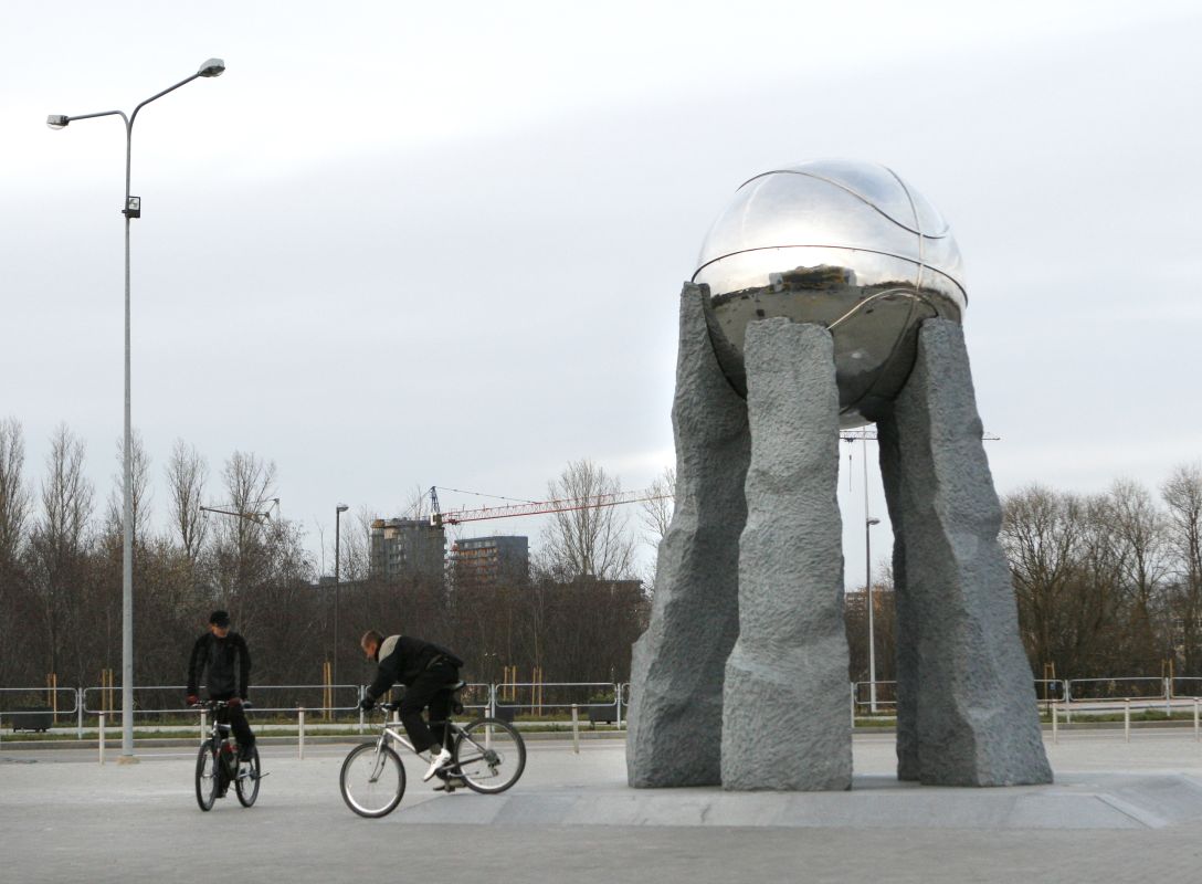 Памятник баскетболу