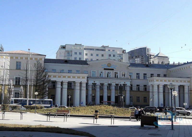 Музей Редкой и Ценной Книги