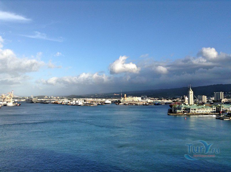 Алоха Тауэр Маркетплэйс (Aloha Tower Marketplace)