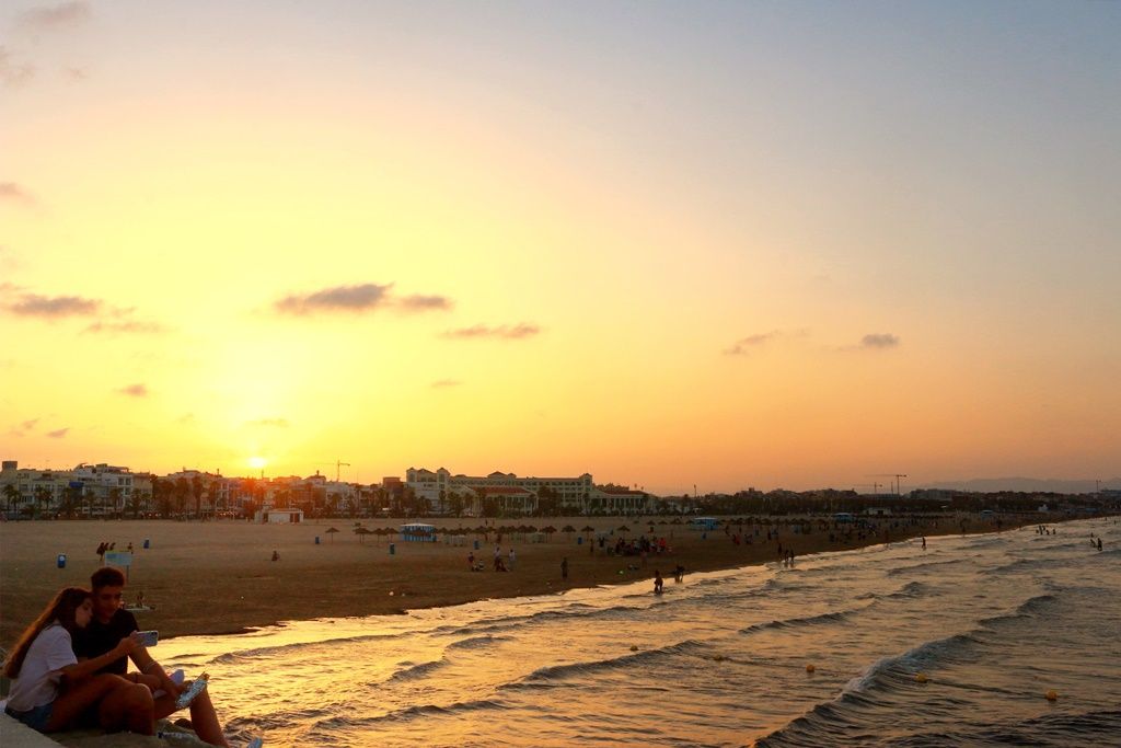 Советы для лучшего пляжного дня в Валенсии фото