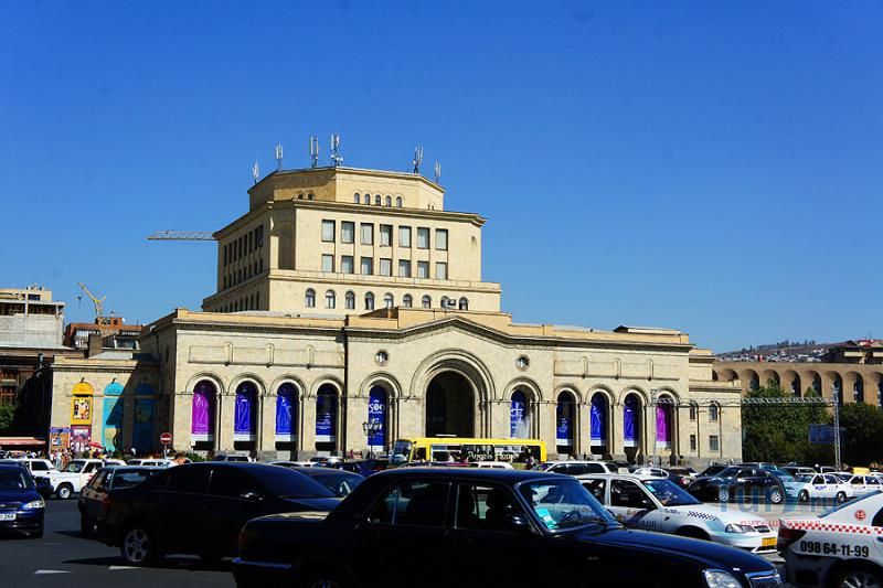 Площадь Республики