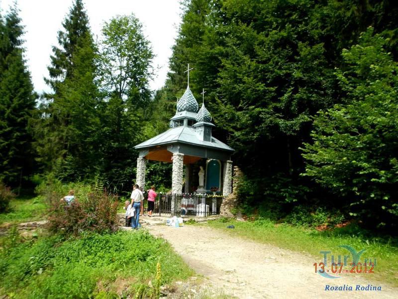 Родники возле крепости Тустань