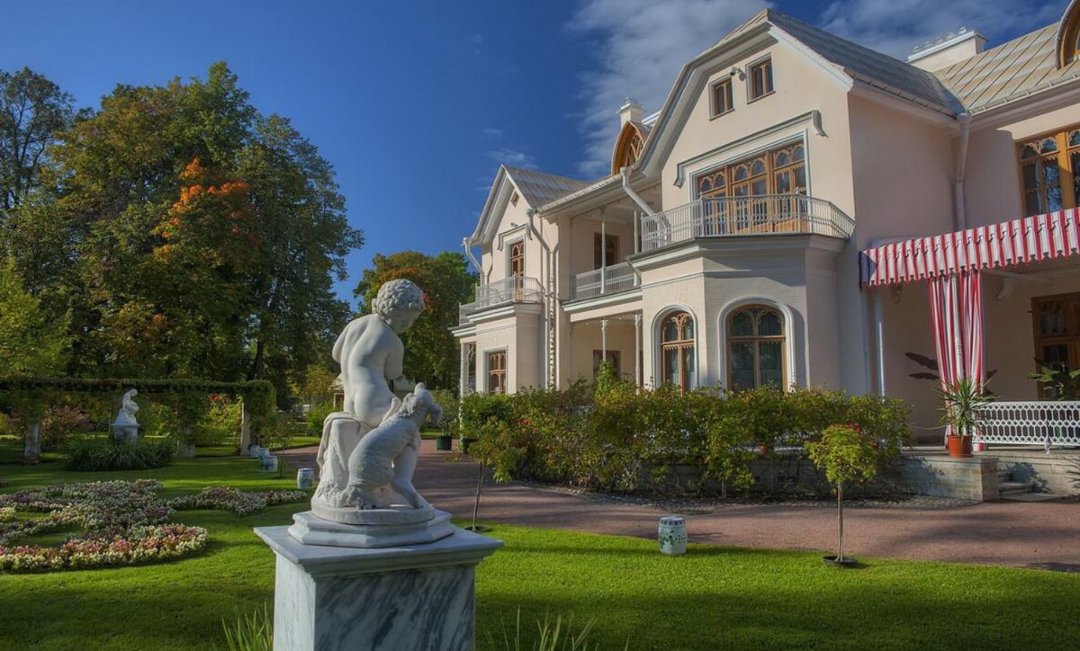 Фермерский дворец в Петергофе