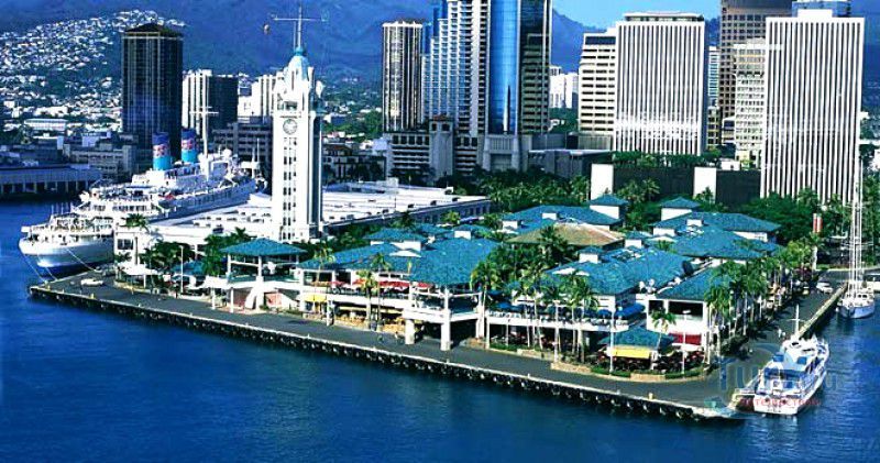Алоха Тауэр Маркетплэйс (Aloha Tower Marketplace)