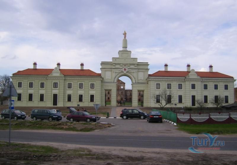 Дворцовый комплекс Сапег п.Ружаны